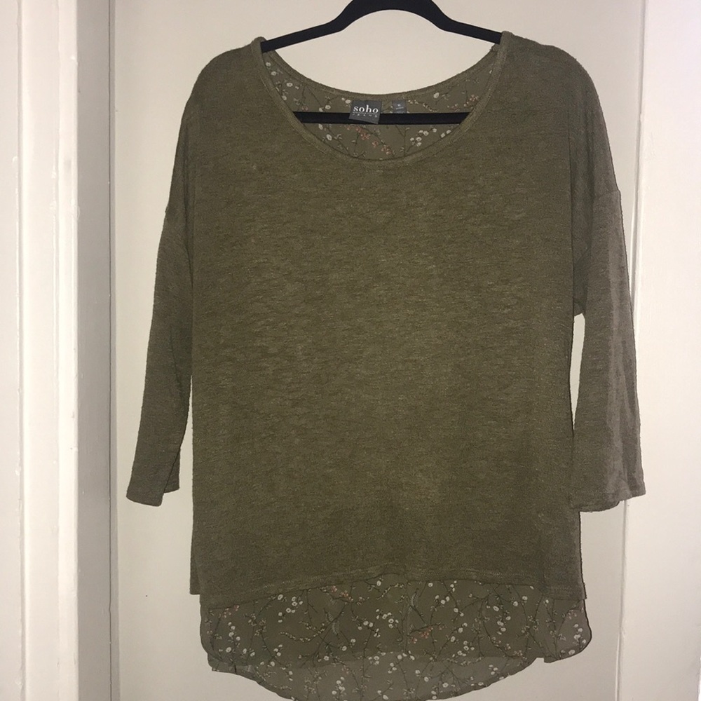 Blouse with floral accents